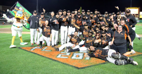 DUCKS SWEEP ROCKERS TO EARN RECORD FOURTH CONSECUTIVE DIVISION TITLE