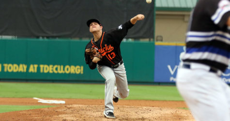 DUCKS TOP SKEETERS IN SEE-SAW EXTRA INNING SLUGFEST