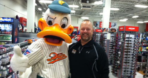 QJ VISITS SPORTS AUTHORITY GRAND RE-OPENINGS