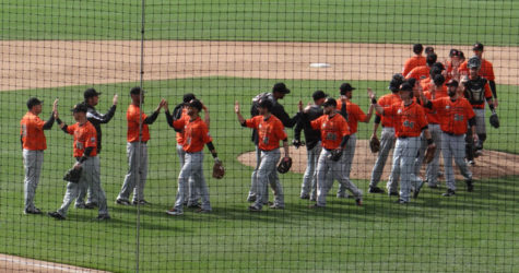 DUCKS STUN ‘STORMERS WITH FIVE-RUN EIGHTH