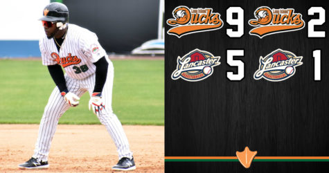 RALLY QUACKS SWEEP DOUBLEHEADER FROM BARNSTORMERS