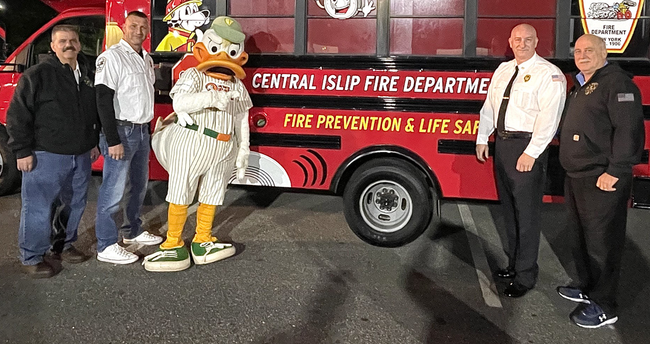 QUACKERJACK ATTENDS CIFD FIRE PREVENTION NIGHT