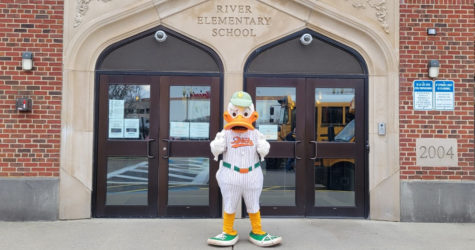 QJ PAYS A VISIT TO RIVER ELEMENTARY SCHOOL
