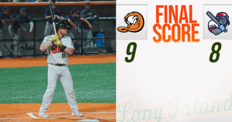 DUCKS WADDLE OFF ON FLYING BOXCARS IN TEN INNINGS