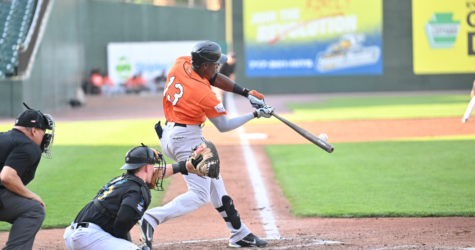 STORMERS PLATE TWO IN THE TENTH TO DEFEAT DUCKS