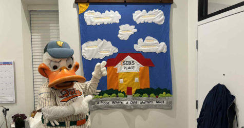 QUACKERJACK ATTENDS SIBS PLACE FALL FESTIVAL