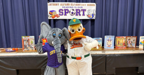 QUACKERJACK CELEBRATES “READING IS OUR SPORT” EVENT