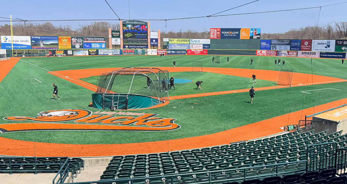 SPRING TRAINING BEGINS – TWO SIGNED; FIVE INVITED