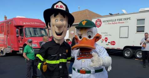 QJ STOPS BY SOUTH FARMINGDALE FIRE DEPARTMENT